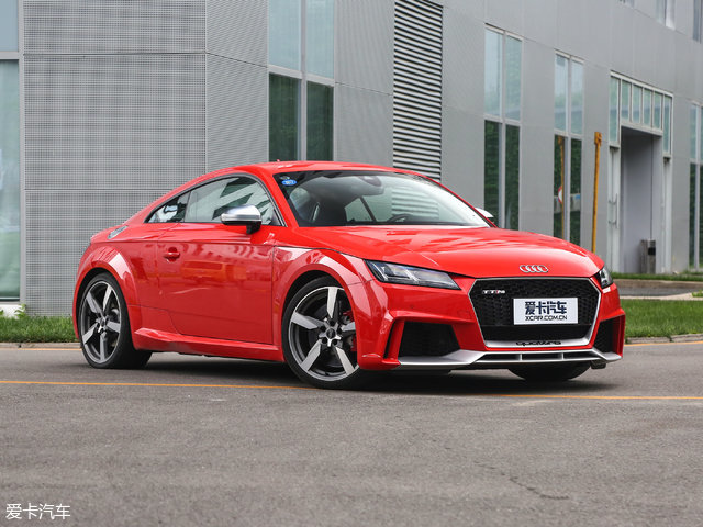 奥迪RS2017款奥迪TT RS
