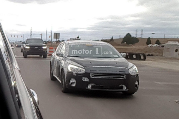 曝福特新福克斯五门版谍照 内外均获升级