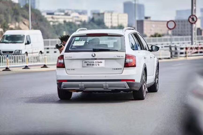 要的不只是代步 而是明锐旅行车给的这份情谊