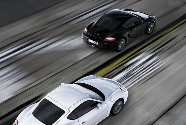 有时绝不能靠右行驶 右侧超车属违法