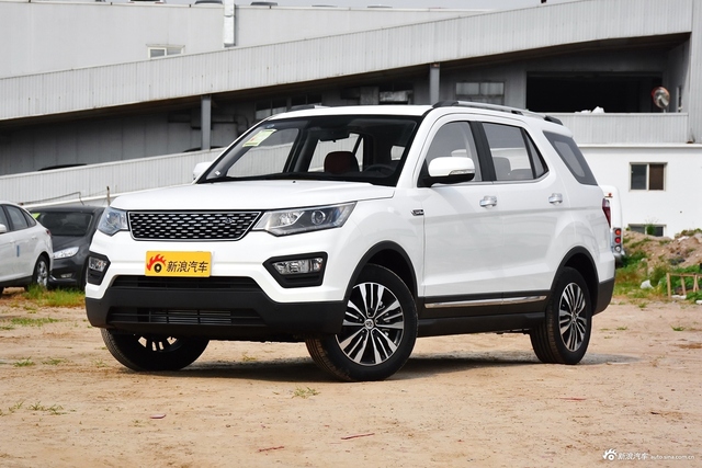 新款长安CX70终于到达4S店 近距离看它到底长啥样