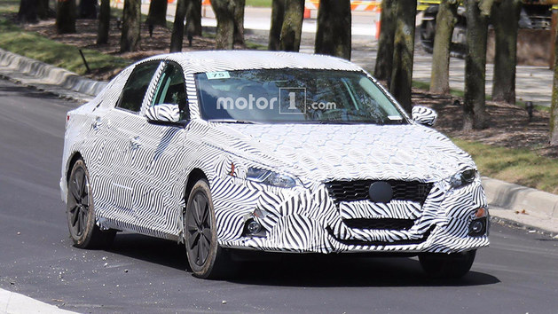 曝日产全新Altima谍照 有望明年1月亮相