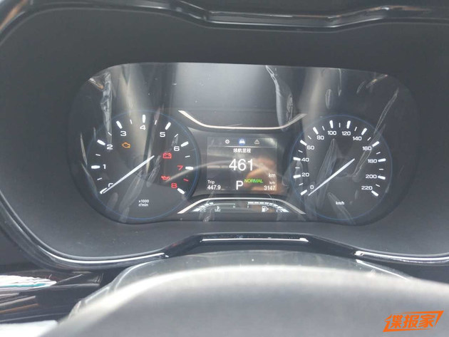 传祺新款GS4谍照 配LED大灯/全新中控屏