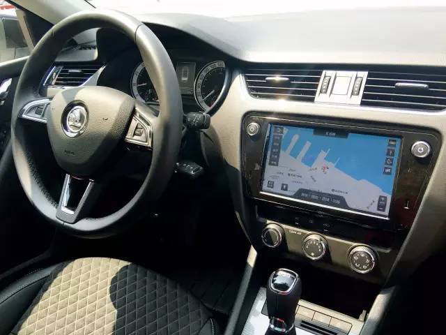 斯柯达如何让旅行情怀落地,试驾明锐旅行车