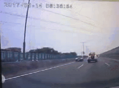 最让人不爽的7种驾驶行为,大家最恨第7个