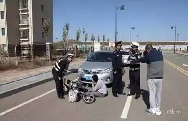 凭什么出了交通事故,往往非机动车占便宜?