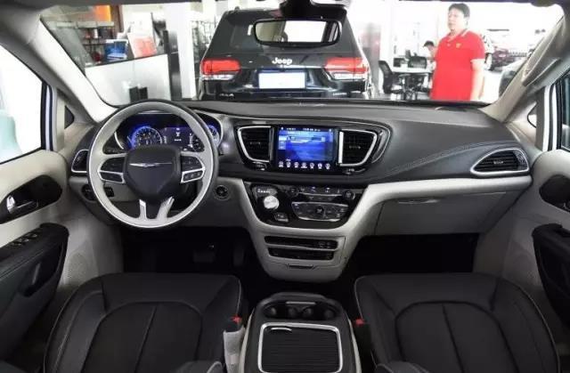 20万SUV竟用了奔驰才有的“魔毯”减震?真的假的?