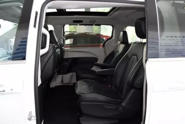 20万SUV竟用了奔驰才有的“魔毯”减震?真的假的?