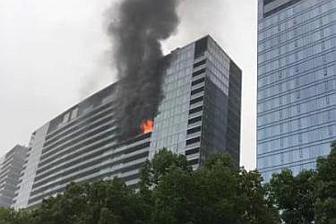 杭州小区人口_杭州下沙七格小区街女(2)