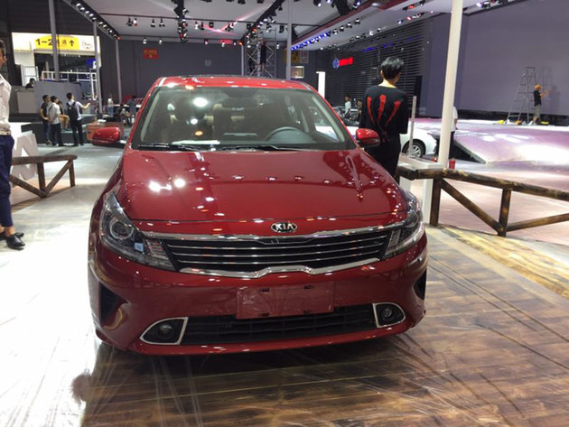 成都车展探馆 起亚全新福瑞迪提前曝光