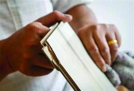 ʯ������ص�ľ�ذ�����˱�Ե���ѡ��İ������󡣡�/�������ߡ��ż���