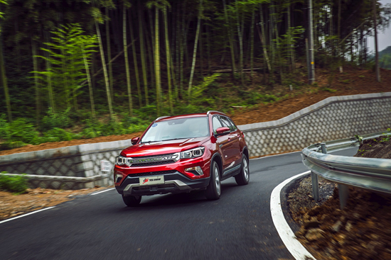 CS75尚酷版品智升级 果然姜还是老的辣