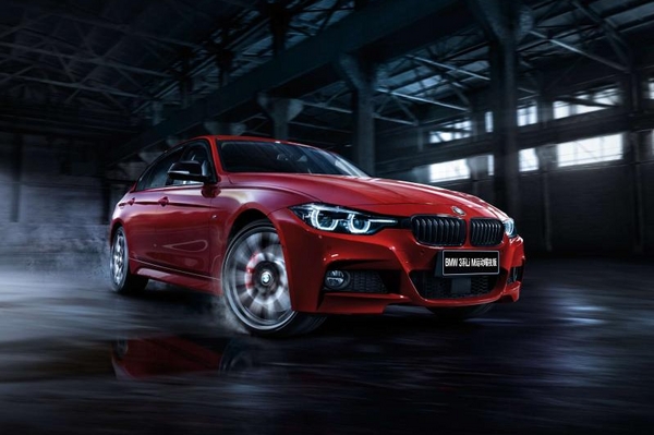 BMW 3系M运动曜夜版成都车展首次中国亮相