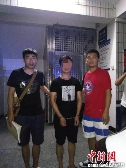囧哥:直男必读!淘宝说七夕收到这些礼物的女生都哭了 囧哥:直男必读!淘宝说七夕收到这些礼物的女生都哭了图片