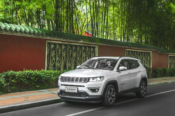 全新Jeep指南者17.28万悦享版成都车展火热上市