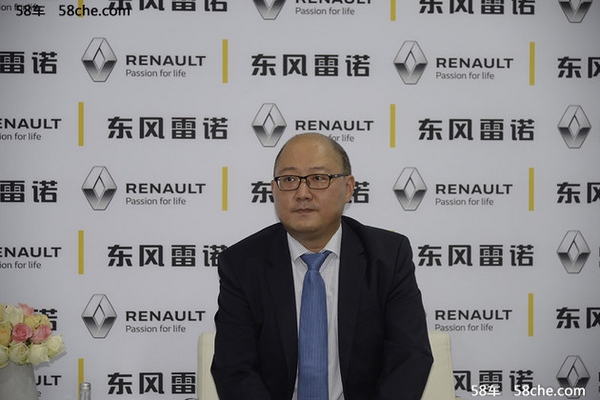 2017成都车展 访东风雷诺市场销售副总陈曦