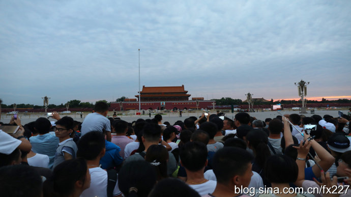 求改进:看天安门升国旗仪式