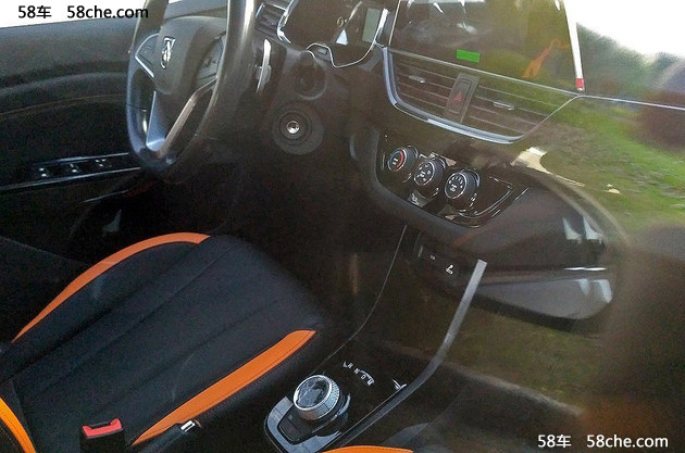 宝骏310 iAMT新谍照曝光 配旋钮式换挡
