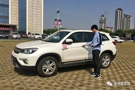 停车锁门以后,你还会拉一下门把手吗?