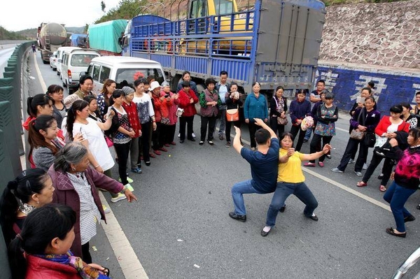 成天喊自动驾驶要来，国内这交通状况你心里没点儿数？