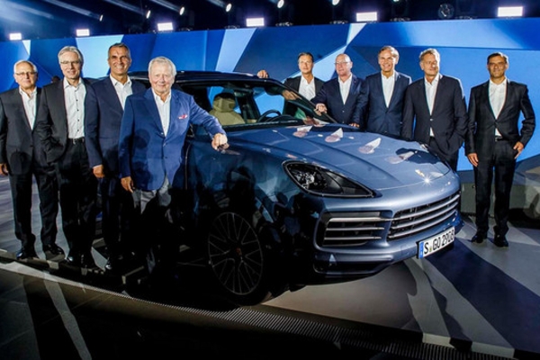 2017法兰克福车展 保时捷发布新一代卡宴