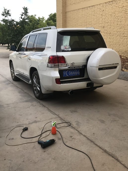 一份迟来的作业,60周年纪念版兰德酷路泽。