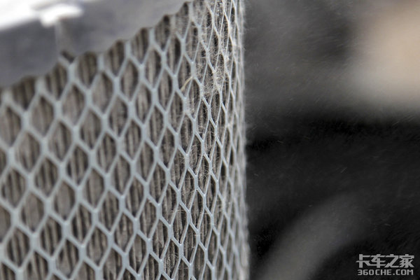40000公里才换空滤? 这个设计厉害了!