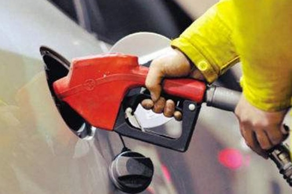 国内油价调整遭遇连续两轮搁浅