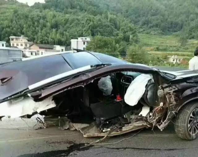 集团老总被车撞_中集集团老总被抓(2)