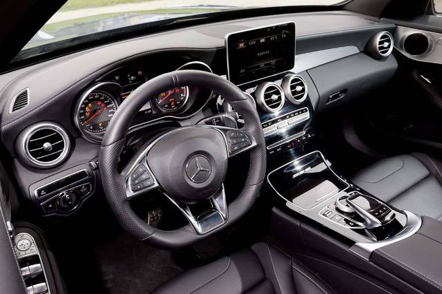 为什么用“平底方向盘”的车型越来越多?