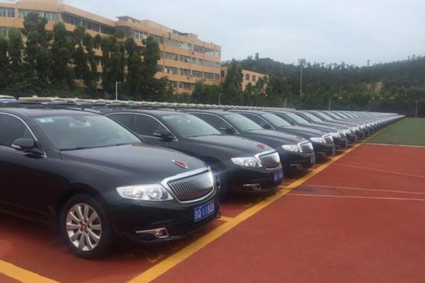 红旗服务金砖国家领导人第九次会晤会议