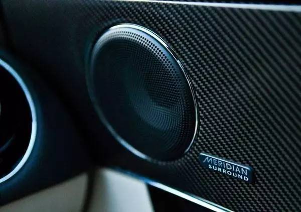 这些车载音响,竟然可以在车上“开演唱会”