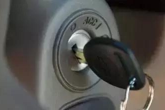 车载充电器很多人买 但你知道使用要注意些啥吗