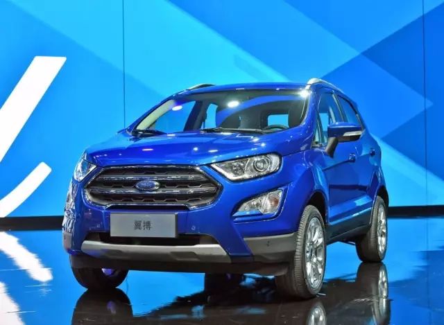 车身尺寸:4345mm×1785mm×1659(1647)mm
轴距:2530mm