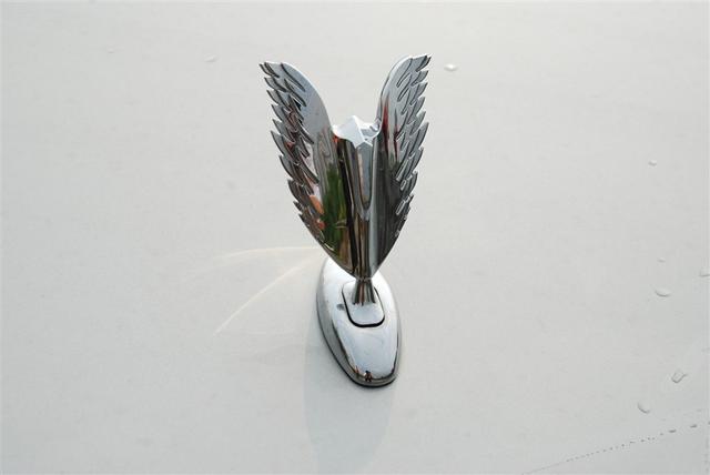 这敞篷跑车卖16万,无框车门不输CC,立体车标胜似劳斯莱斯