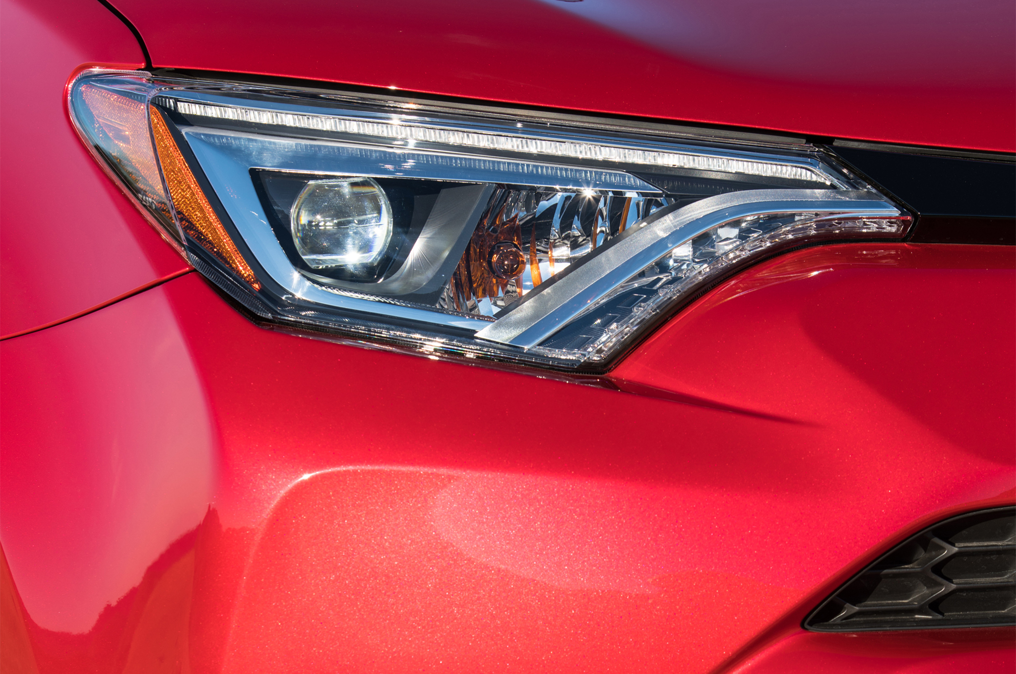 跨界车势头不减,RAV4能否搭上趋势顺风车?