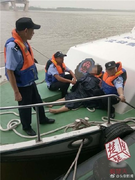囧哥:错过LiLei和HanMeimei 00后英语课本有 囧哥:错过LiLei和HanMeimei 00后英语课本有