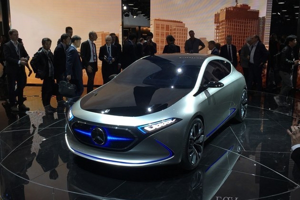 2017法兰克福车展 奔驰EQA概念车亮相