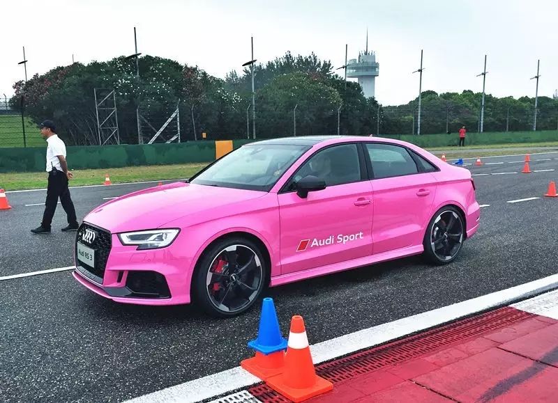 开奥迪不稀奇 但这台奥迪回头率爆表!