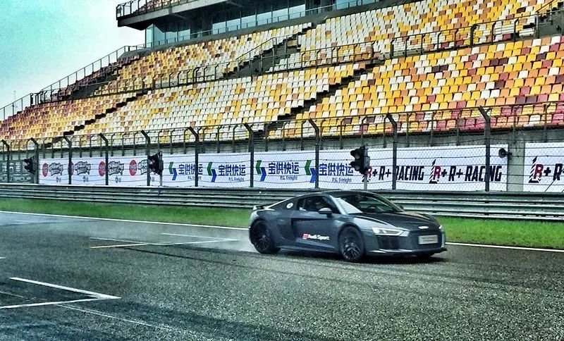 开奥迪不稀奇 但这台奥迪回头率爆表!