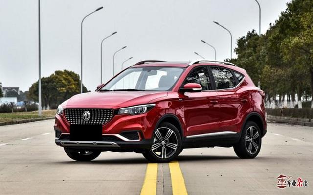 东风风神AX4和名爵ZS摆在眼前,作为年轻的你会选谁?