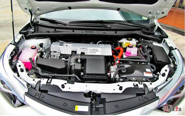 比亚迪秦OR雷凌双擎?比试一番便知谁更能“混”!