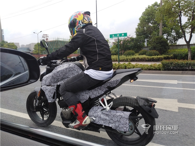 春风250NK谍照曝光!参数配置大猜想