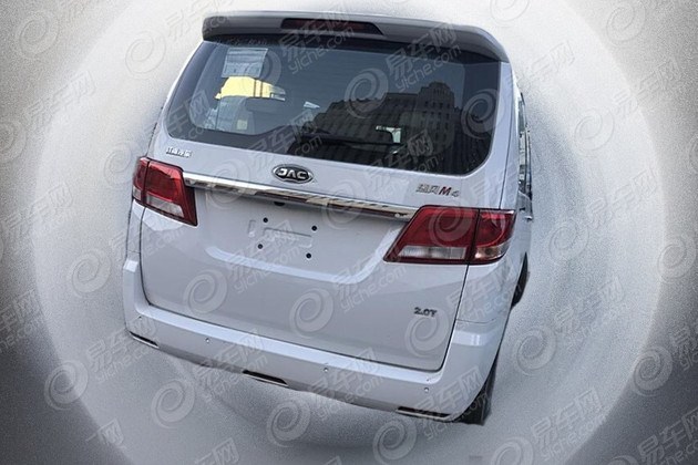 疑似瑞风M4自动挡谍照 或匹配DCT变速箱