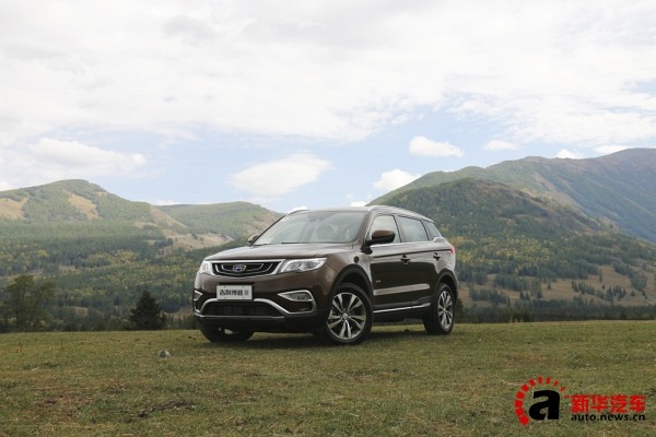 配置高 动力足 试驾吉利博越四驱版