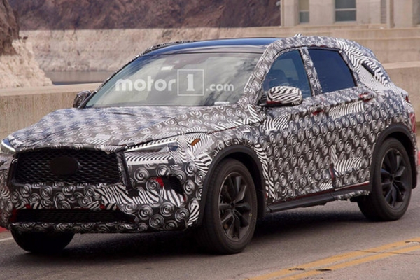 曝英菲迪尼新一代QX50谍照 有望年底亮相