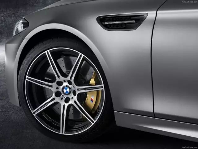 笑谈改装:改轮毂除了帅 还有啥卵用?