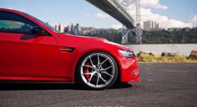 笑谈改装:改轮毂除了帅 还有啥卵用?