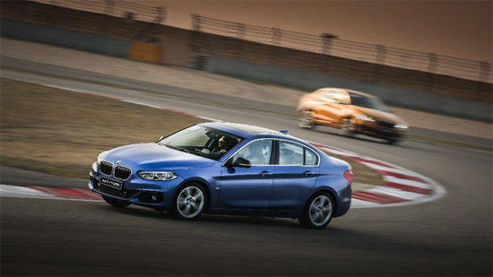 年轻时尚不尬聊 全新BMW 118i运动轿车就是玩真的!