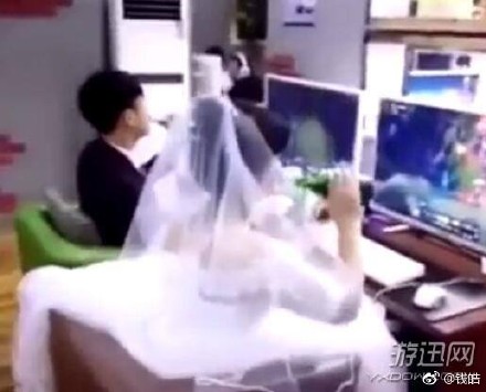 囧哥:国宝不要面子的?澳洲现在居然让大家去吃袋鼠了 囧哥:国宝不要面子的?澳洲现在居然让大家去吃袋鼠了图片